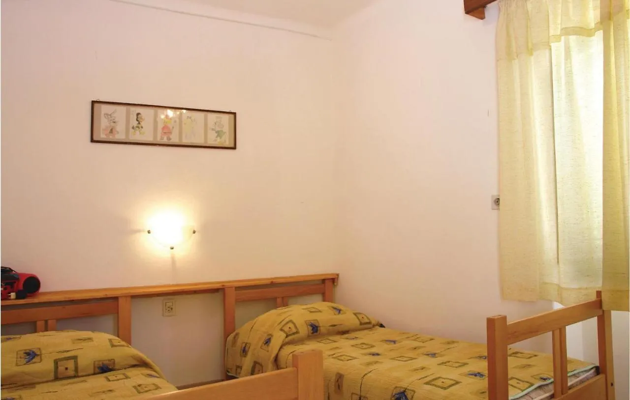 Awesome Home In Pula With Kitchen 0*,  Kroatië